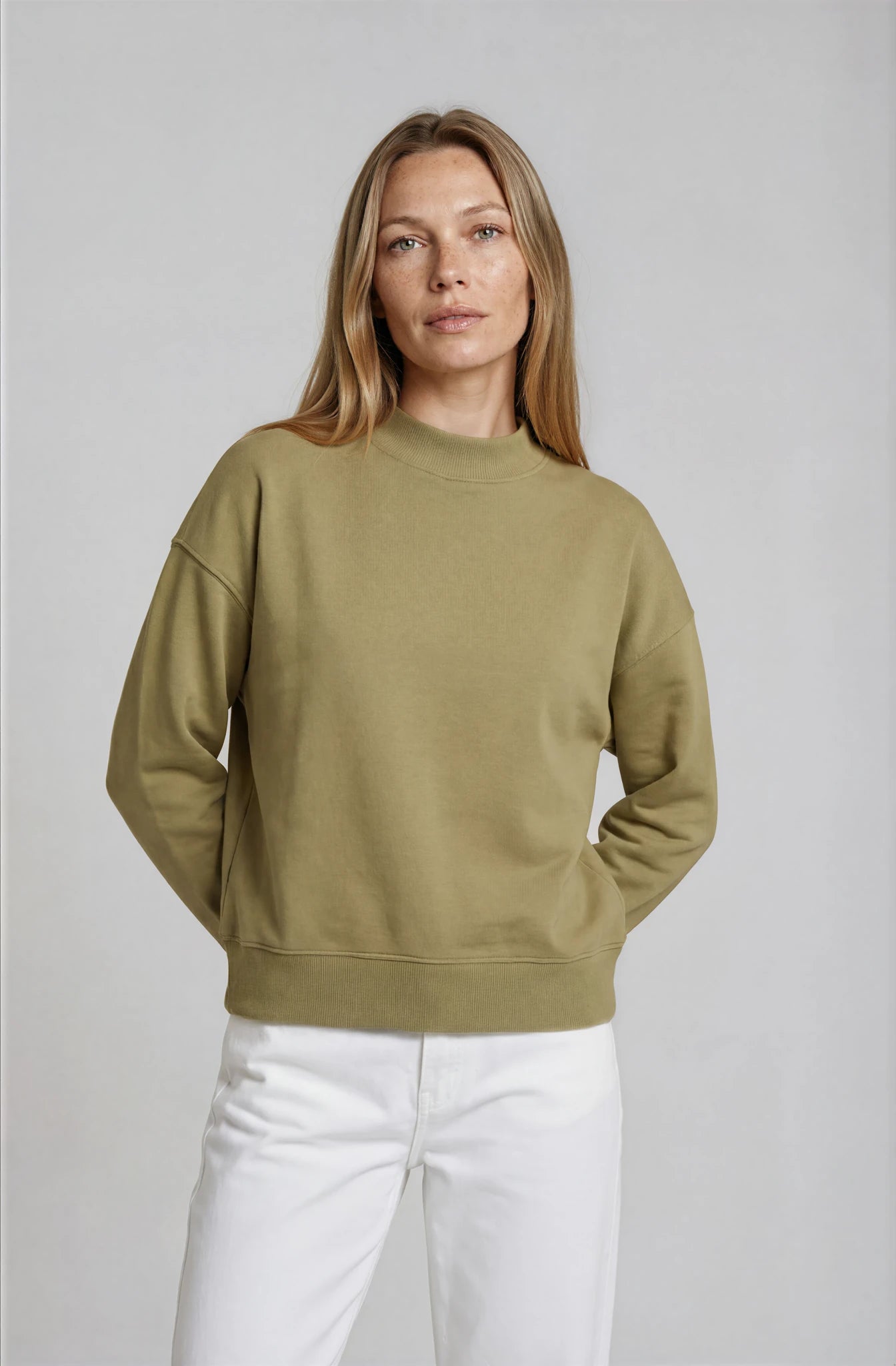 Sudadera Orgánica Oversize  Boxy - 040